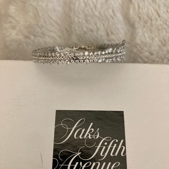 BNWT ADRIANA ORSINI Cubic Zirconia Rhodium Plated Hinge-Closure Bangle - Picture 5 of 9